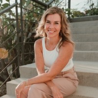 Laura Robblee Email & Phone Number