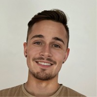 Lukas Quinter Email
