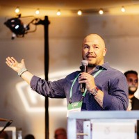 Advantage Solutions Employee Jonathan Lawrence's profile photo