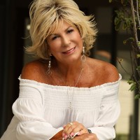 Rise Realty Employee Deb Pollock's profile photo