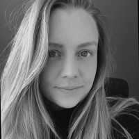 Lisa Eriksson Email