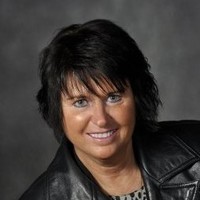Mound City Bank Employee Donna Hoppenjan's profile photo