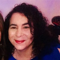 Robin Gonzalez Email & Phone Number