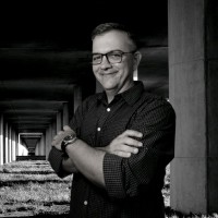 Marcelo Moreira Email