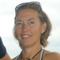 An van der Spiegel Email