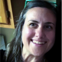Schwab Performance Technologies Employee Julie Weber's profile photo