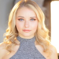 David Saxe Productions Employee Kayli Konarski's profile photo