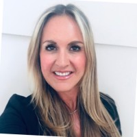 121 Legal Recruitment Employee Lisa Hare's profile photo