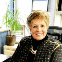 Linda Hiniker Email & Phone Number