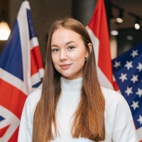 Olga Unhurian Email