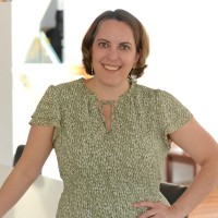 Emma Pmilp Email & Phone Number