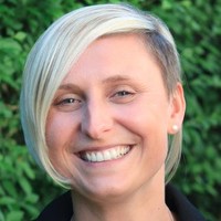 Agnes Moroschan Email