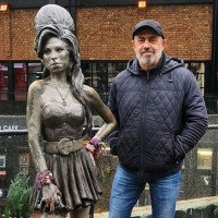 Buying and Selling Employee Mark Jacobs's profile photo