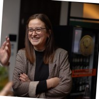 Miriam Schmidt Email