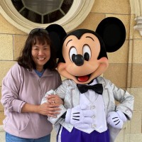 Disney Experiences Employee Katy Carr's profile photo