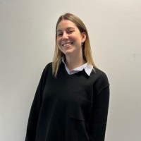 Marina Pugés Email