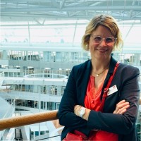 Kuehne Logistics University Employee Anne Rehmet's profile photo