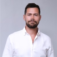 Guillermo Reyna Email & Phone Number