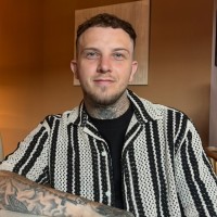 Liam Harvey Email & Phone Number