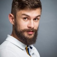 Ruslan Khavriuta Email