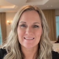 AMSURG Employee Wendy Wall's profile photo