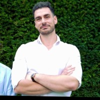 Jonathan Moustakis Email