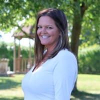 Kelli Chinn Email & Phone Number