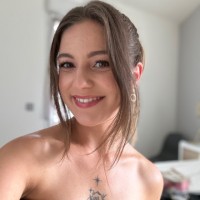 Roxanne G. Email