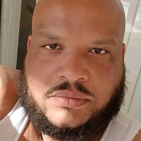 Be Aveda Institutes Employee Bleck .'s profile photo