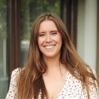 Ebba Linde Email