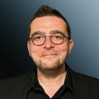 Stéphane Holtz Email & Phone Number