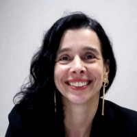 Aline Britto Email