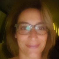 OnTurtle Employee Julia Estrade's profile photo