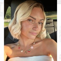 Amandine Subes Email