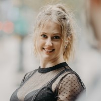 SEARCH Homeless Services Employee Lauren Russell's profile photo