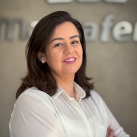 Lilian Delaqua MacEdo Email