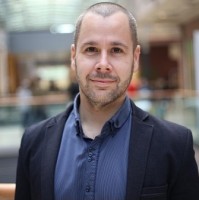 Csaba Lukács Email