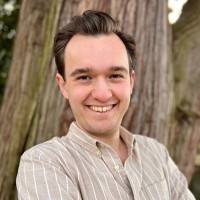 Valentin Hofmann Email