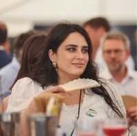 Ponthier Employee Yasemin Gumus's profile photo