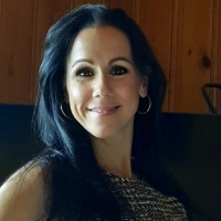 Summum Beauté International Employee Karine Charbonneau's profile photo