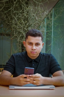 Moises Junior Email