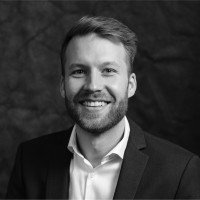 Thomas Baumgartner Email