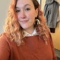 Seattle Roots Community Health Employee Lenni Shea's profile photo