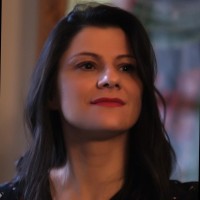 Eleni Dompraki Email
