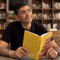 Smile Group Employee Manish Vij's profile photo