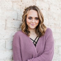 Sharkey's Cuts For Kids Employee Abby Whitehead's profile photo