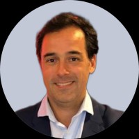 Iñigo Lázaro Email