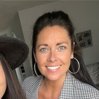 Icon Electronics Employee Lara Ayling's profile photo