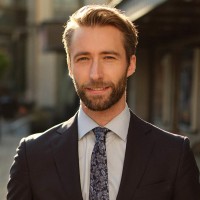 Gustav Lindgren Email