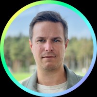 Daniel Hellqvist Email